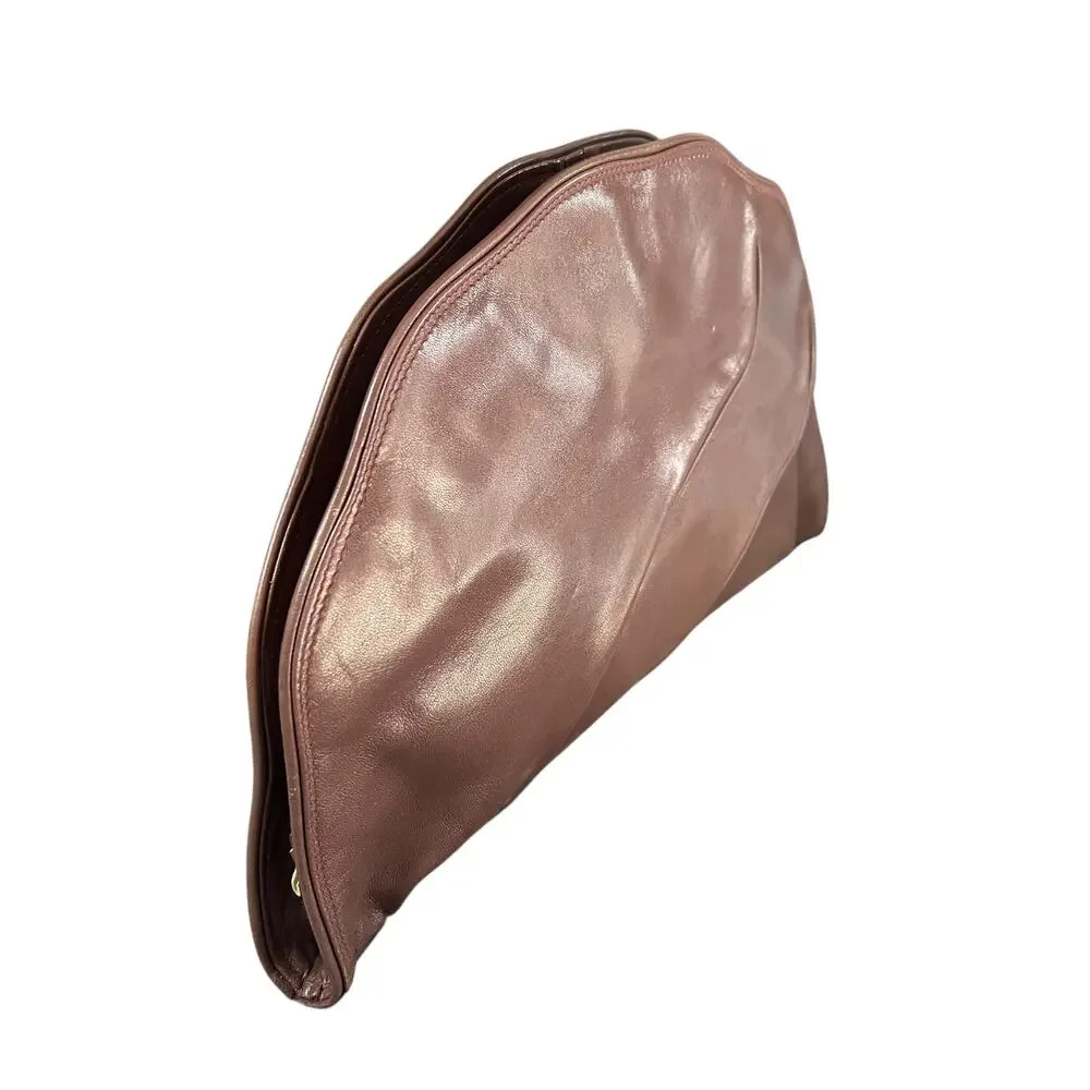 Vintage Italian Leather Shell Clutch Made in Italy for Carson Pirie Scott & Co.